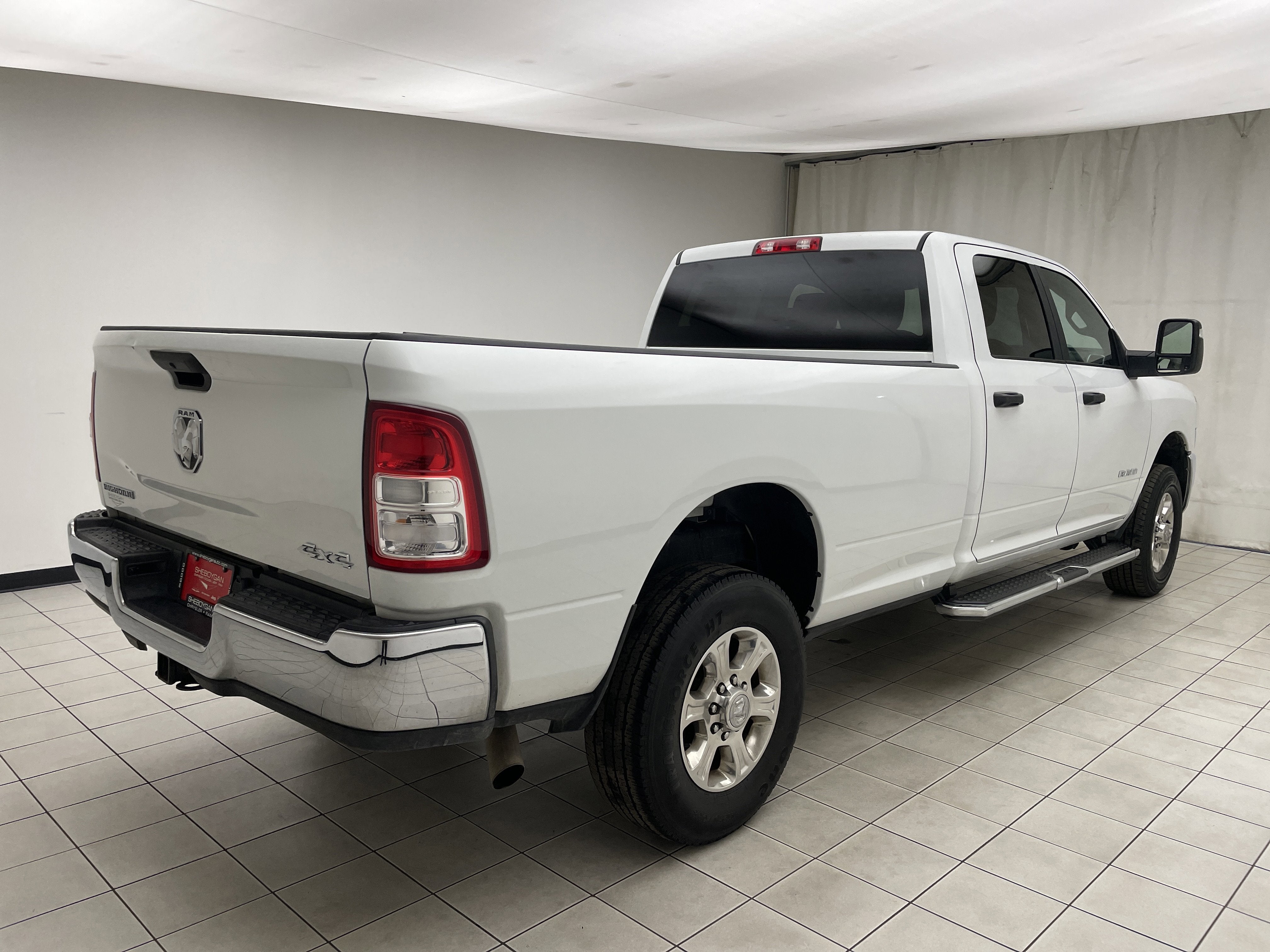2024 RAM 2500 Big Horn Crew Cab 4x4 8' Box