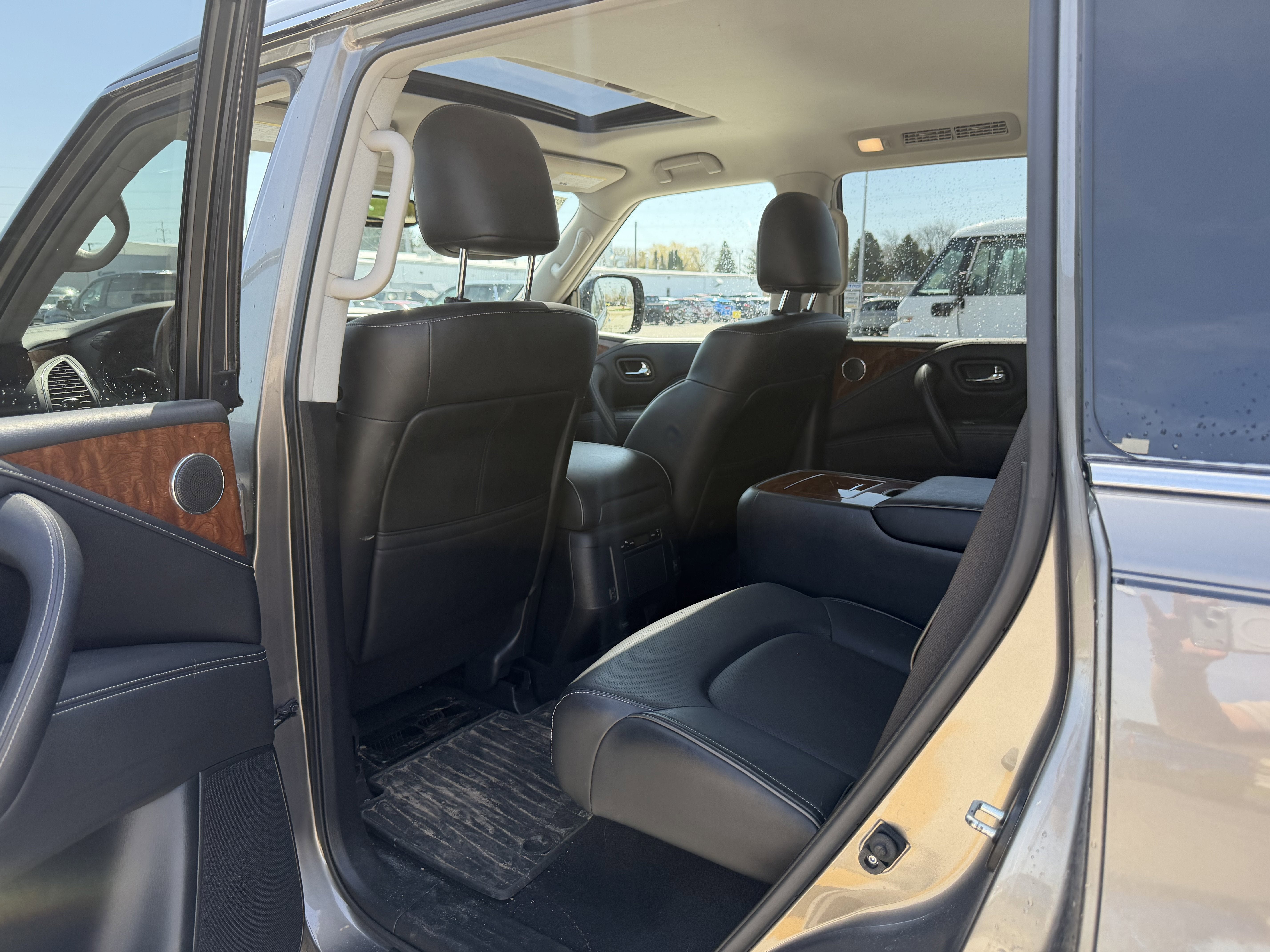 2019 INFINITI QX80 LUXE