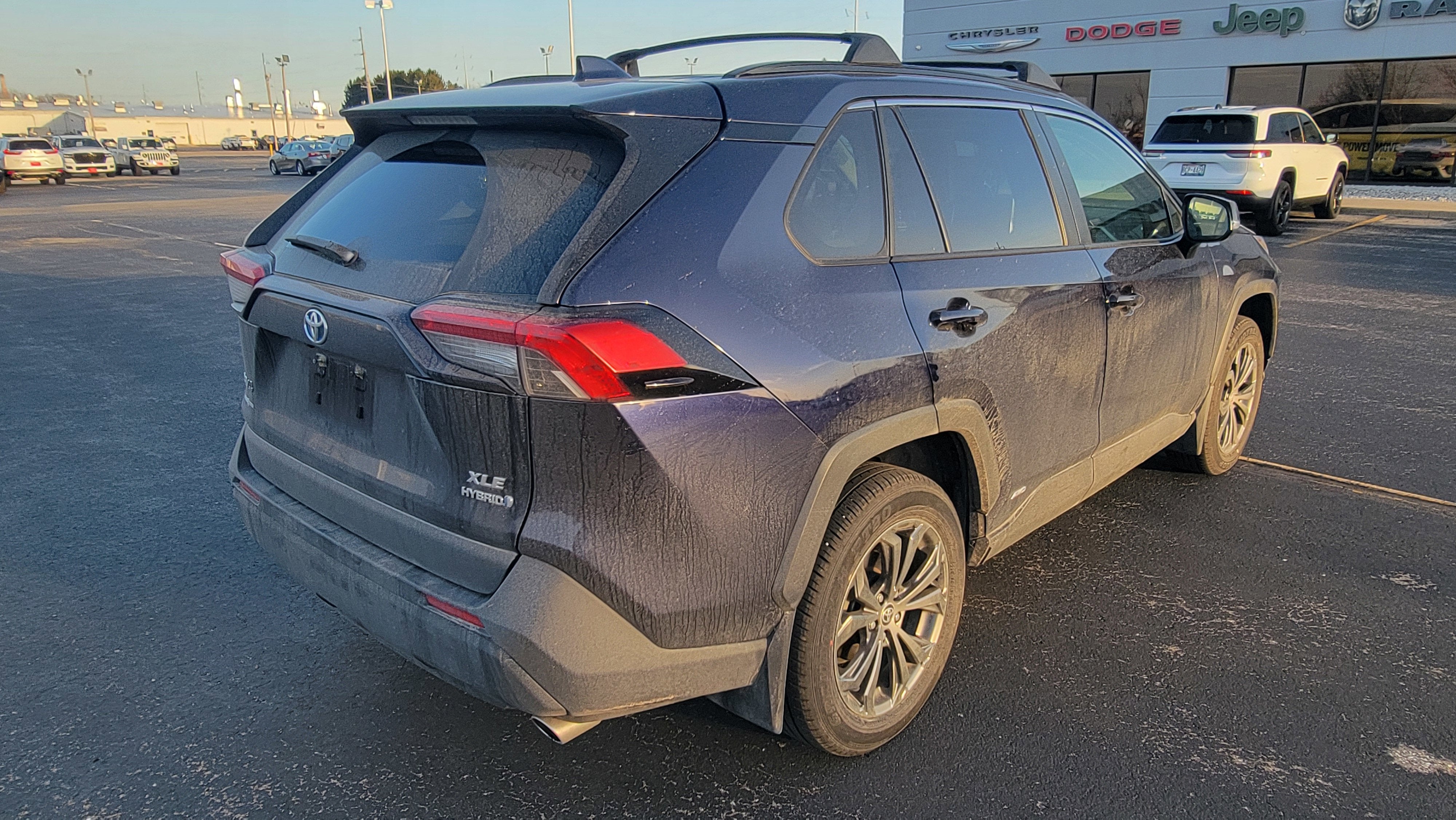 2023 Toyota RAV4 Hybrid XLE Premium