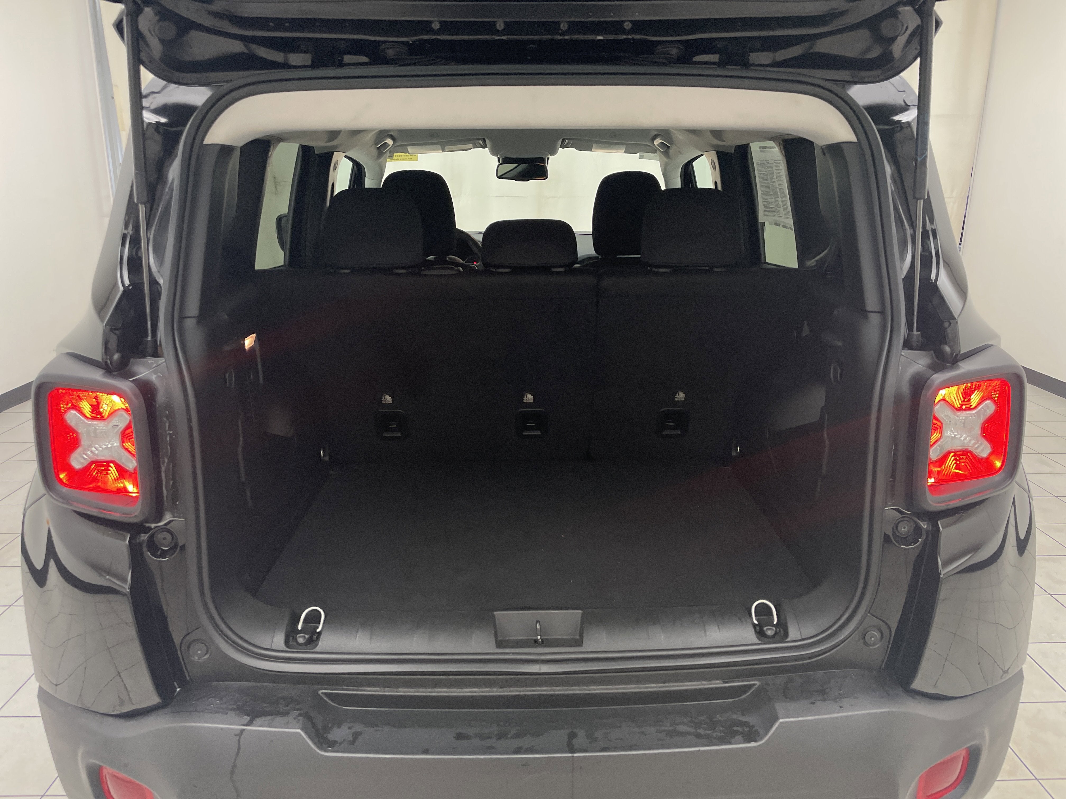 2023 Jeep Renegade Trailhawk 4x4