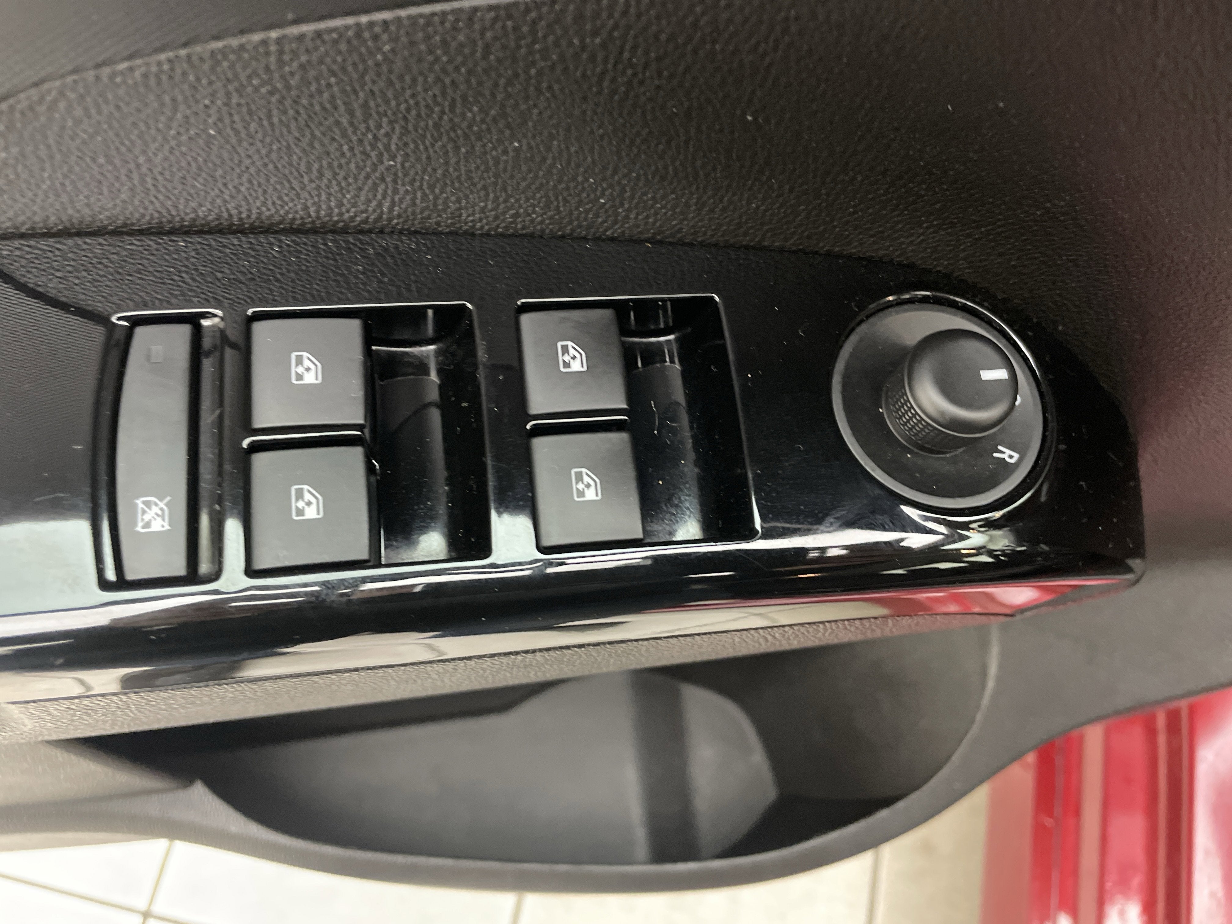 2017 Chevrolet Sonic LT