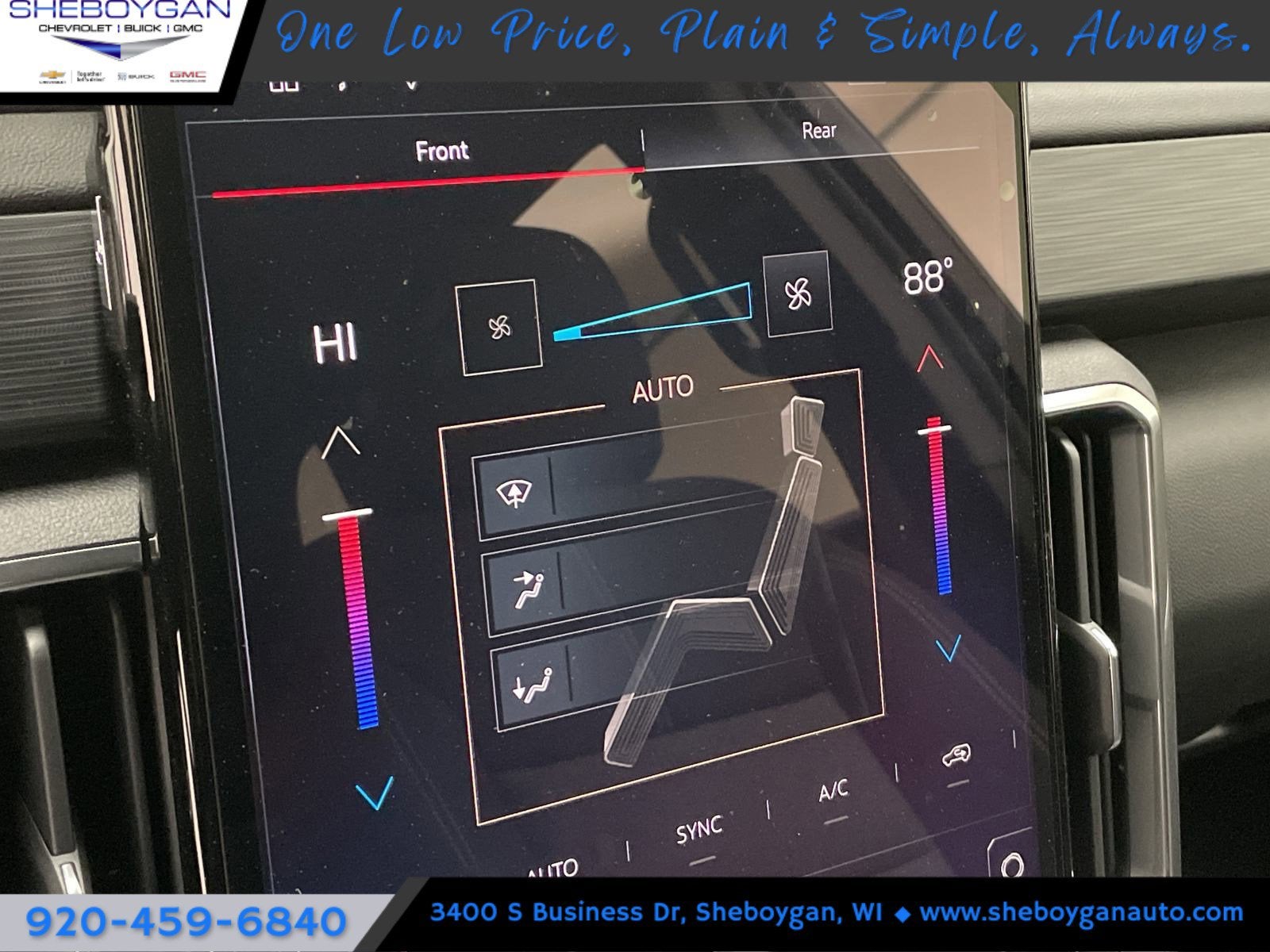 2025 GMC Acadia Elevation