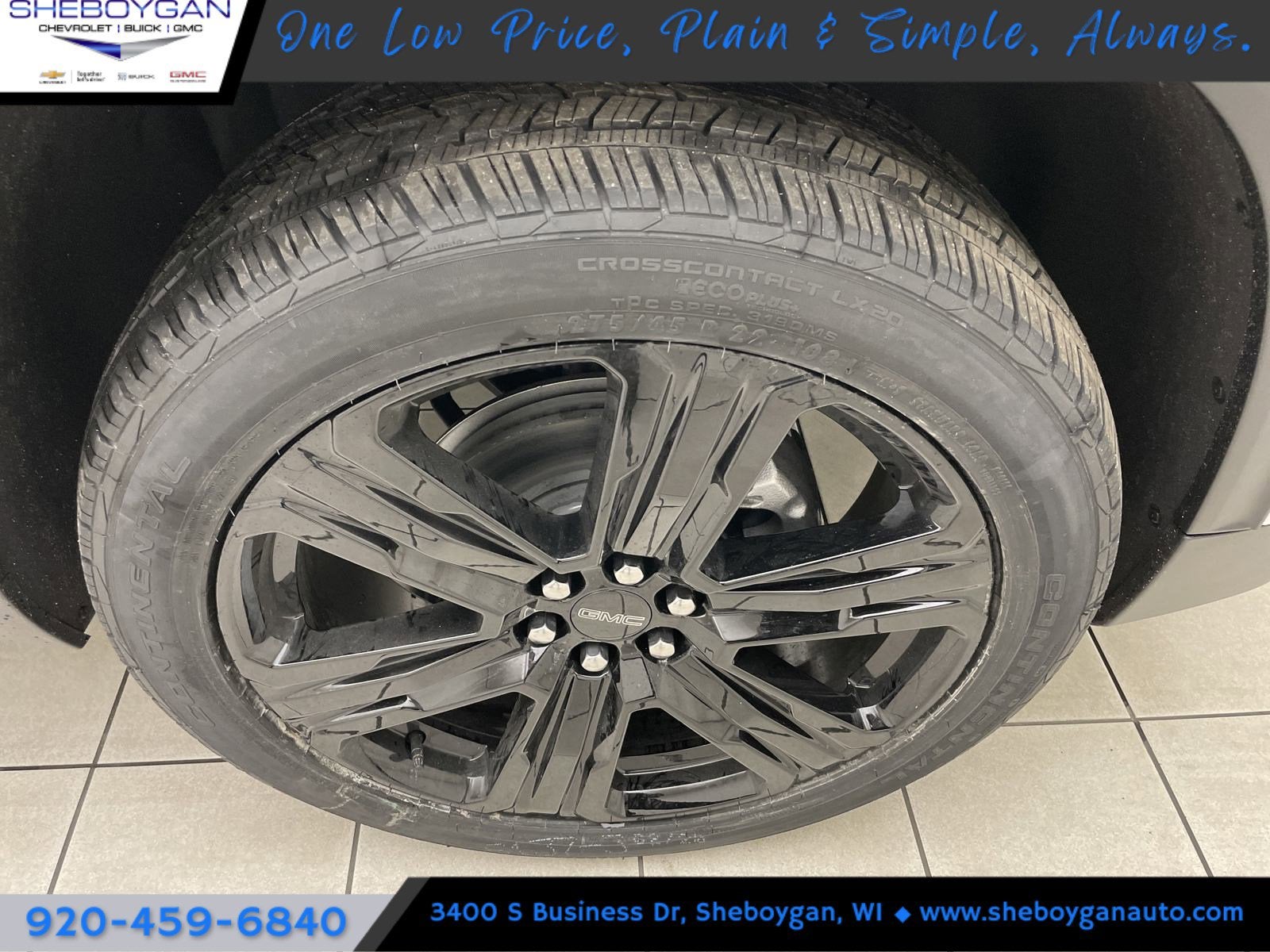 2025 GMC Acadia Elevation