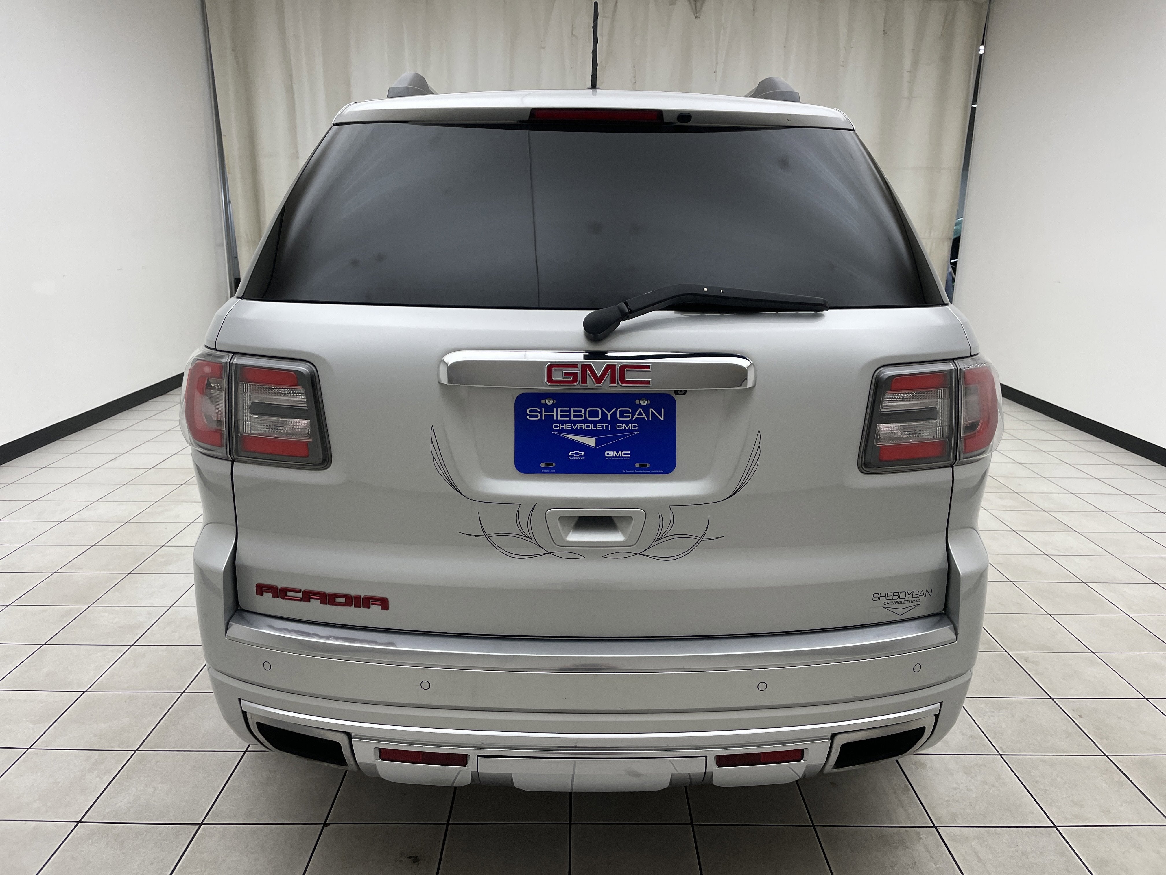 2013 GMC Acadia Denali