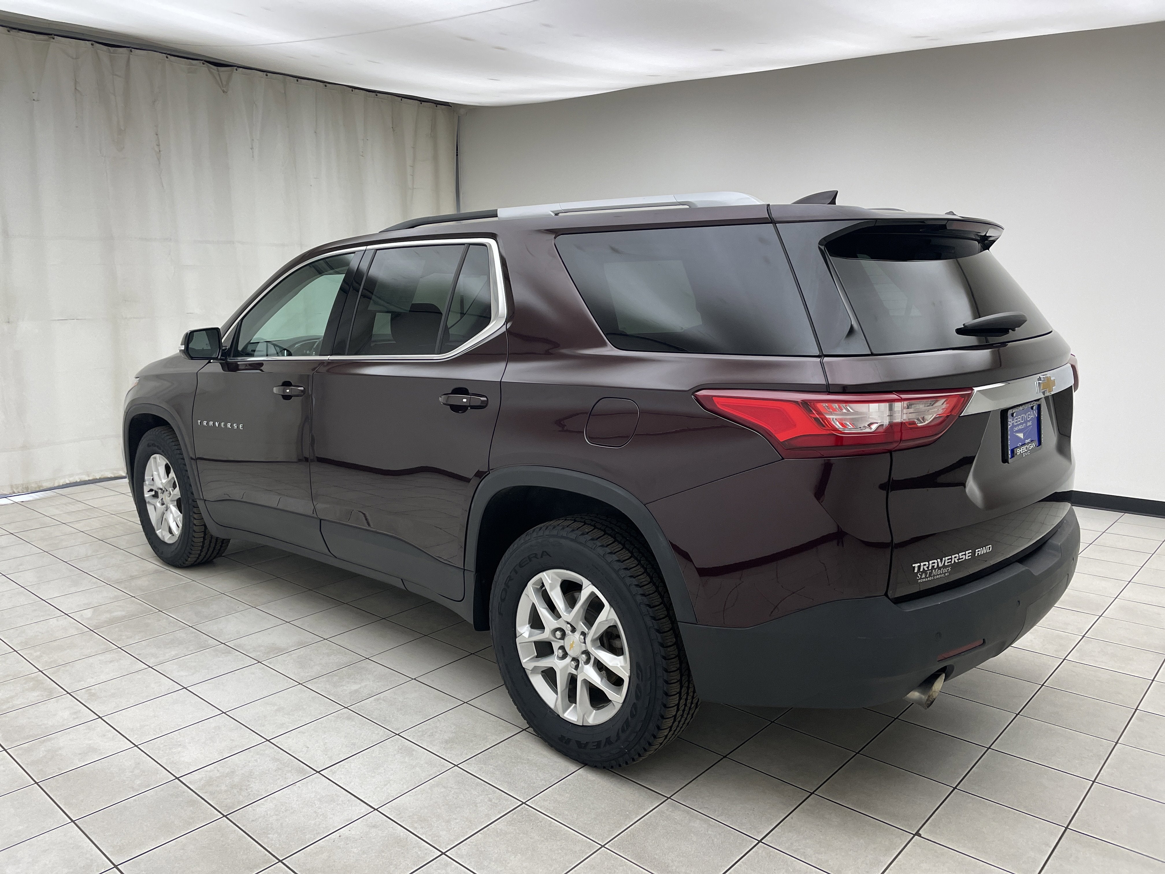 2018 Chevrolet Traverse LT Cloth