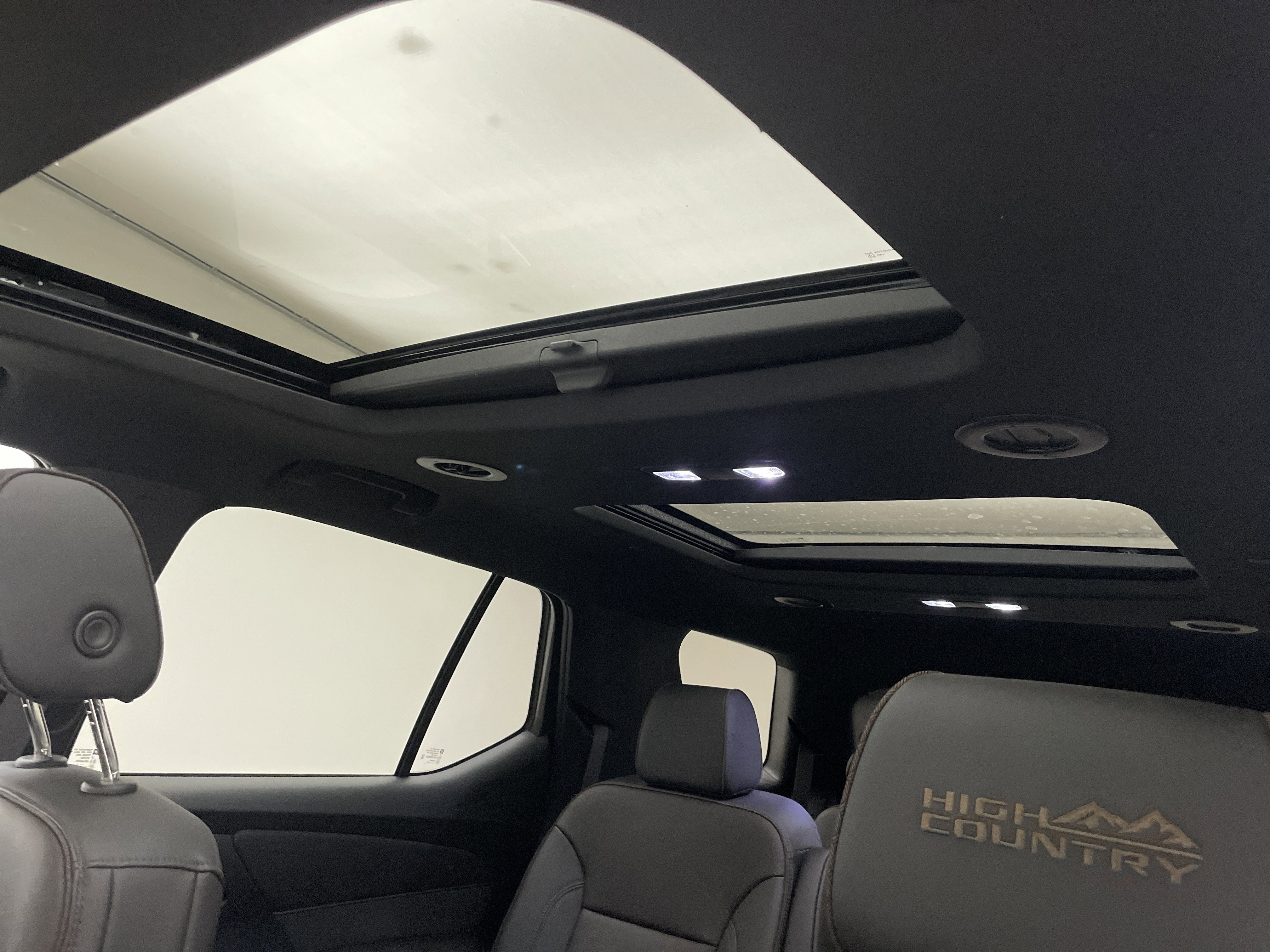 2023 Chevrolet Traverse High Country