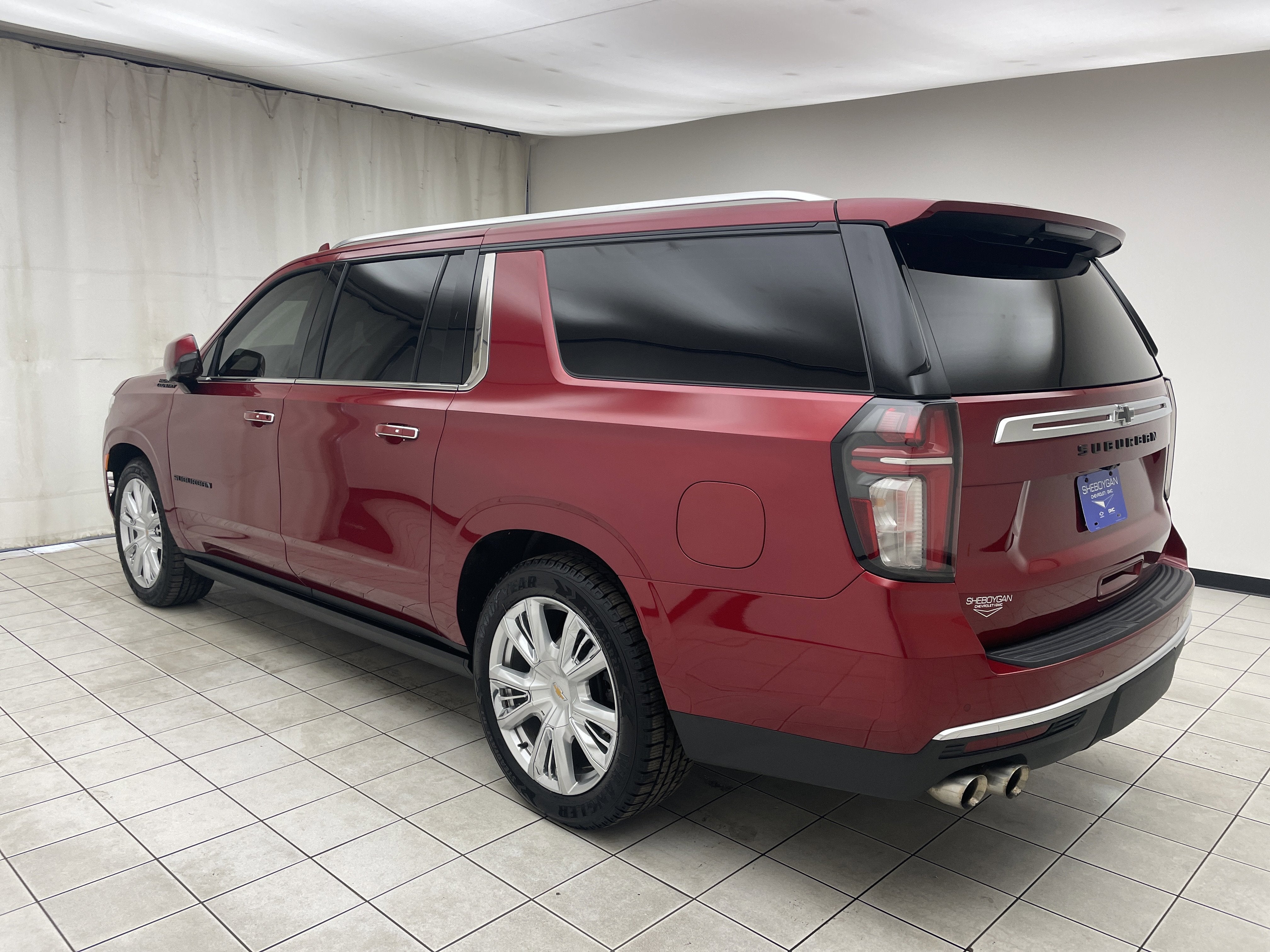 2022 Chevrolet Suburban High Country