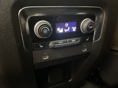 2022 Chevrolet Suburban High Country