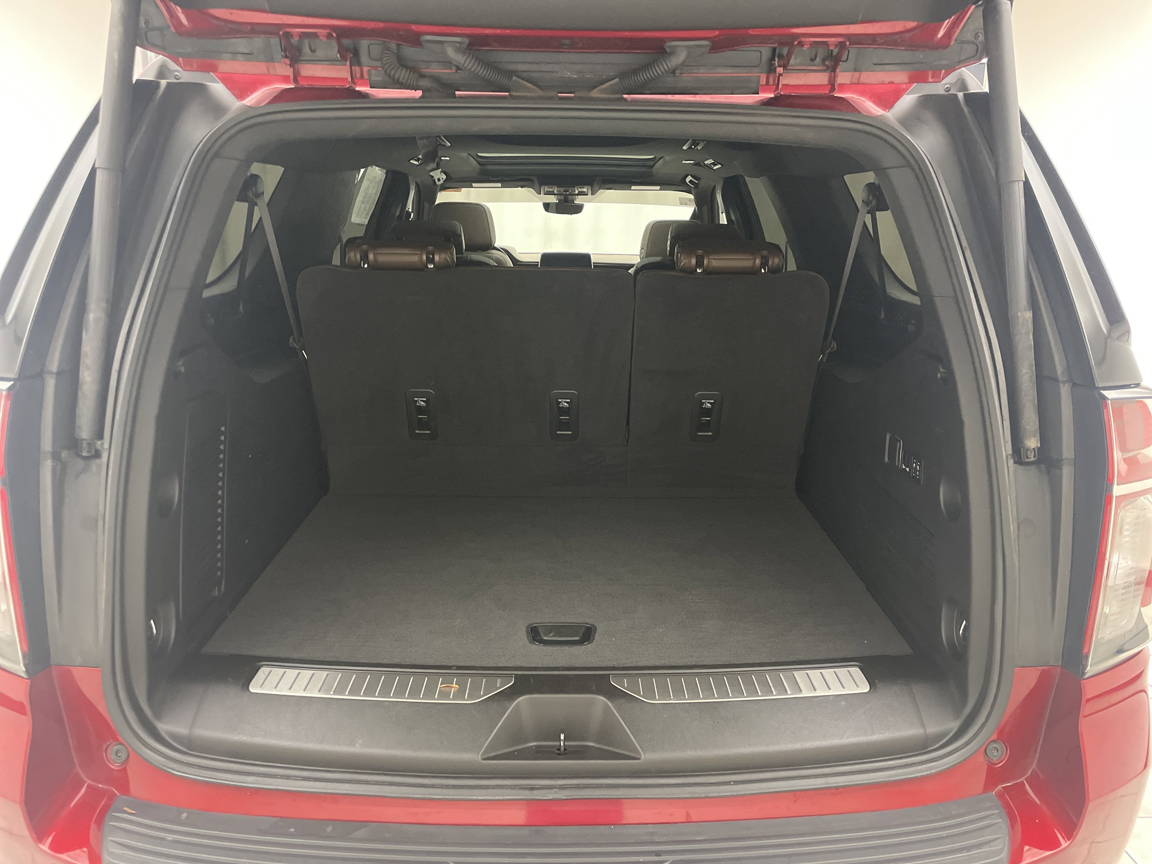 2022 Chevrolet Suburban High Country