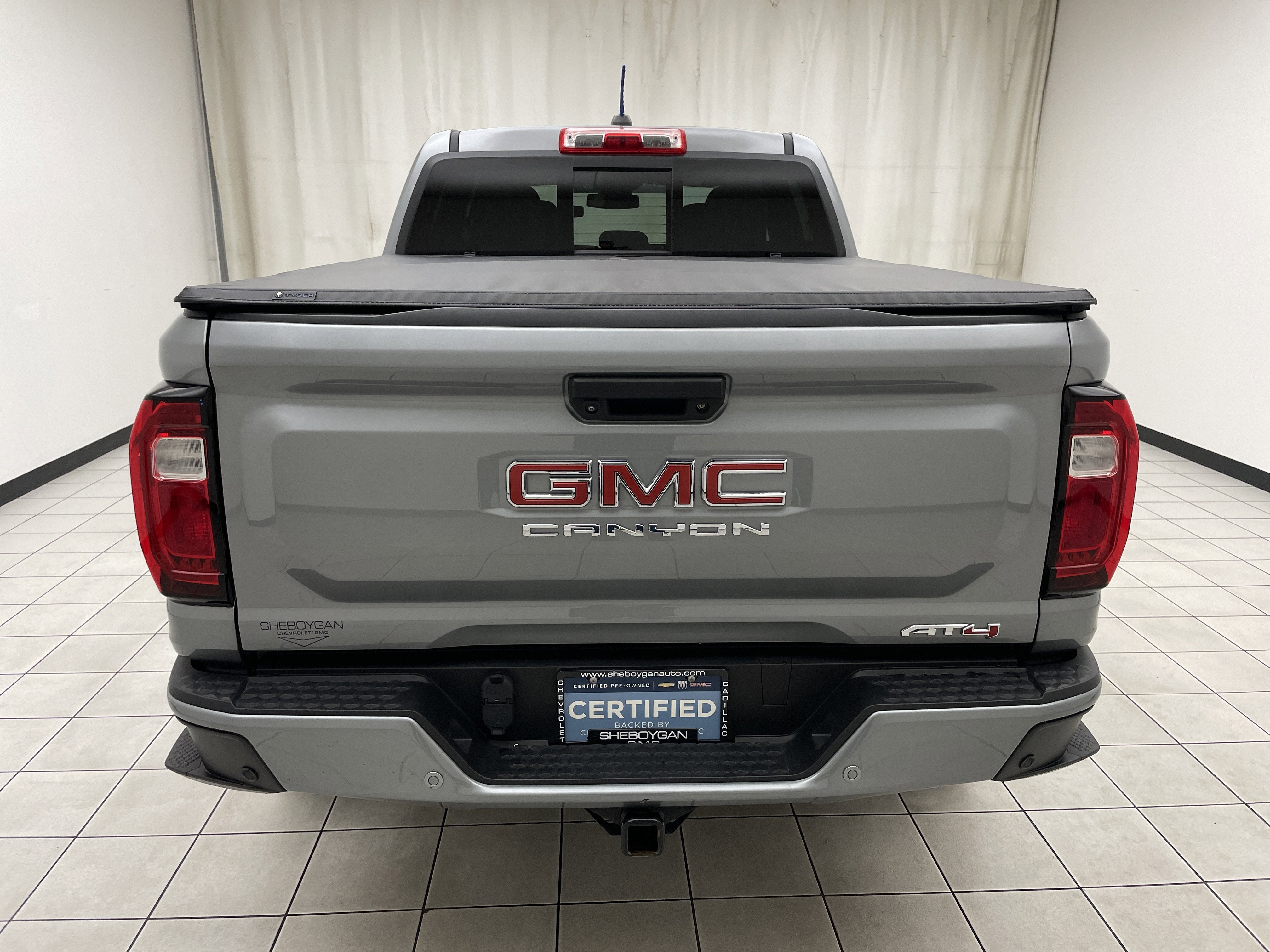 2023 GMC Canyon AT4