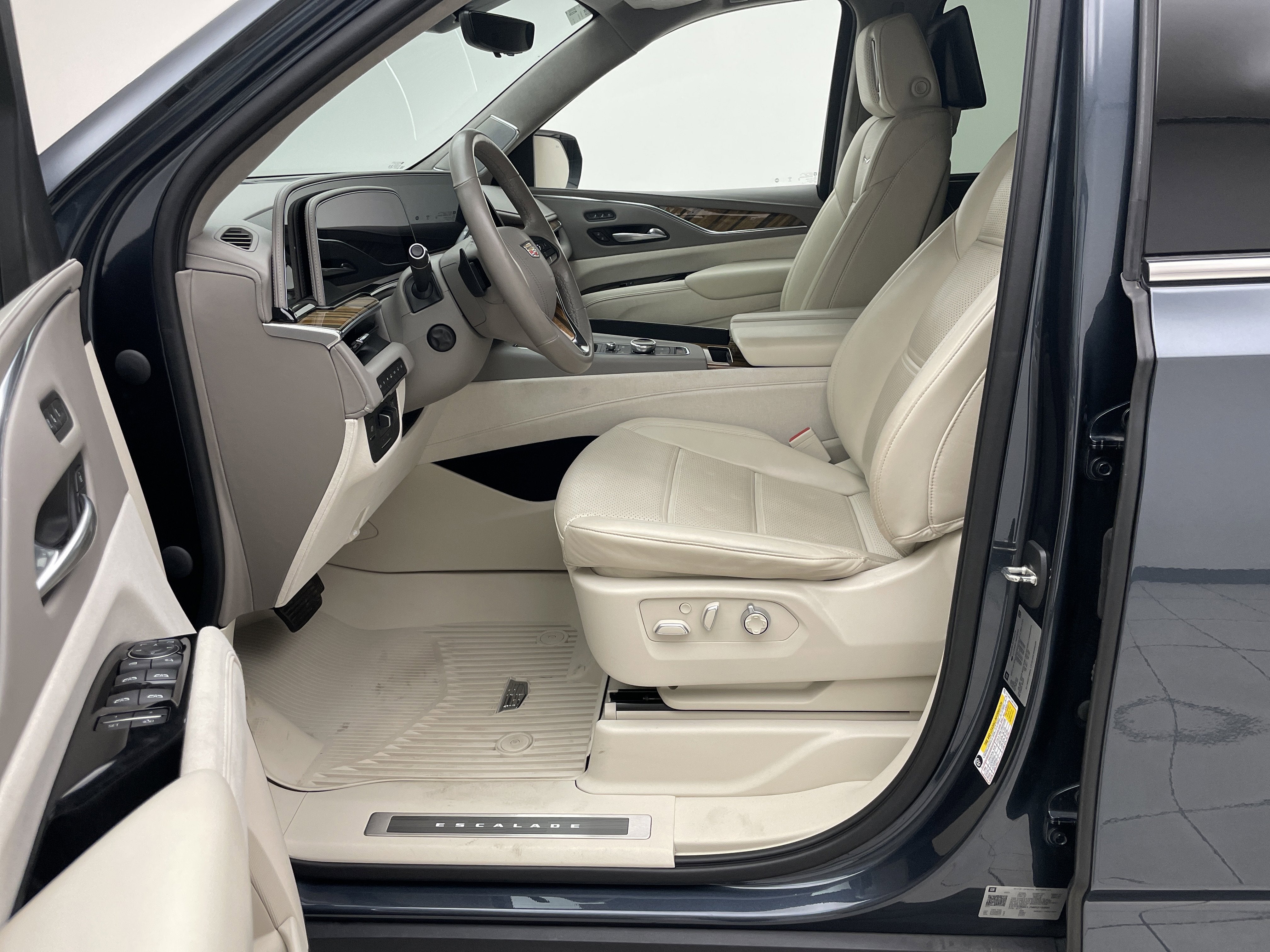 2021 Cadillac Escalade ESV Premium Luxury Platinum