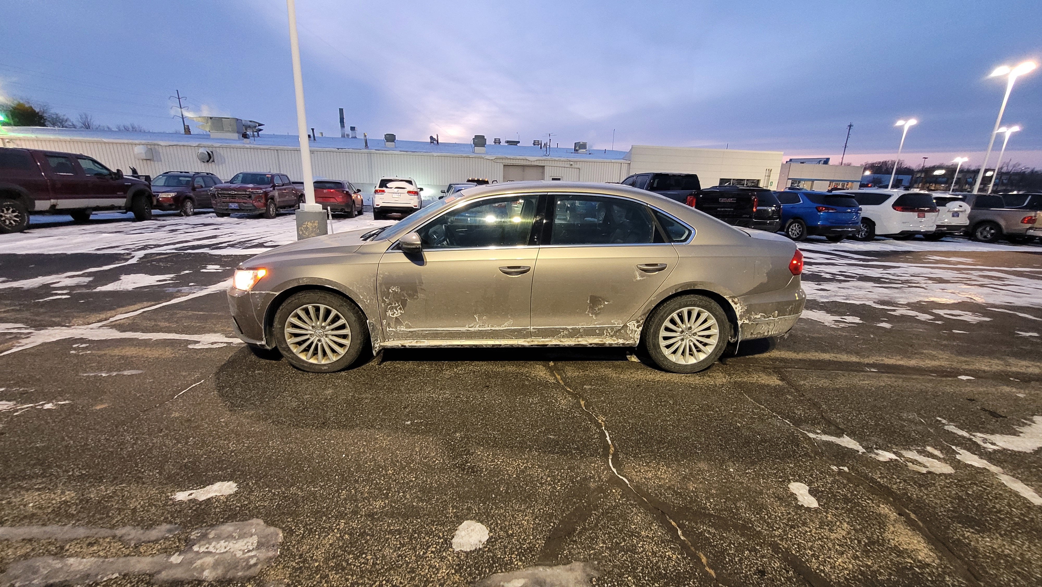 2016 Volkswagen Passat 1.8T SE