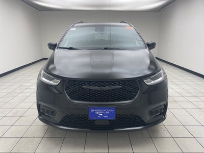 2024 Chrysler Pacifica Touring L AWD